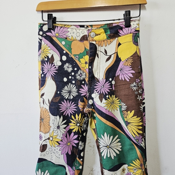 Free People Just Float On Printed Flared Jeans Size 24 Floral Sold Out Print - Picture 5 of 9